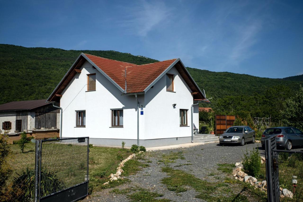 Holiday Home Sinac エクステリア 写真